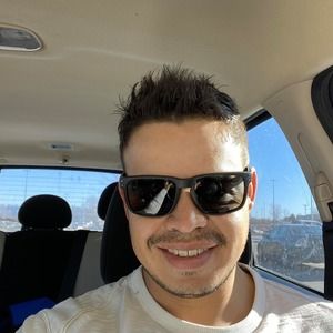 Meet your Posher, Luis